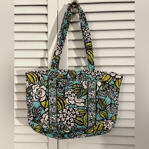 Vera Bradley RETIRED island bloom tote handbag